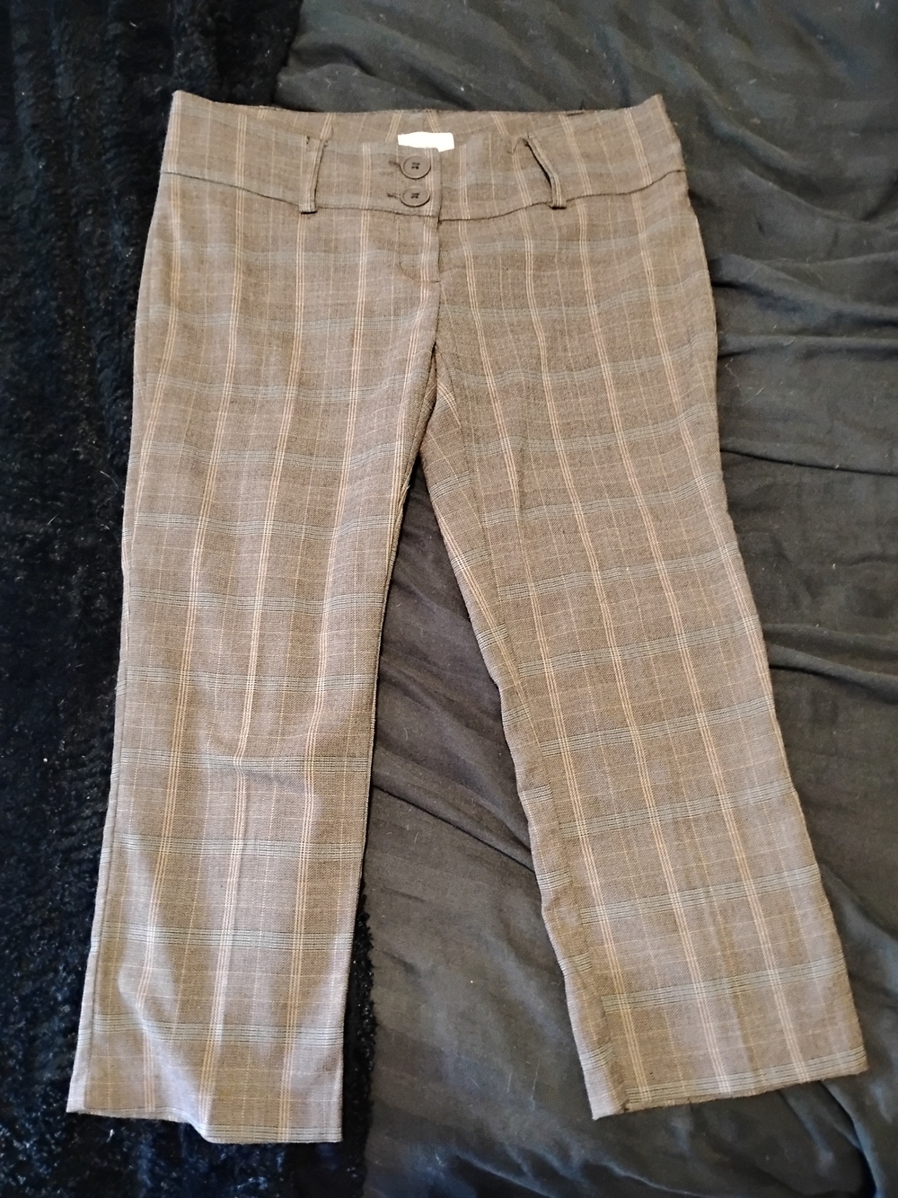 Costa Blanca Plaid Cropped Capris in Brown and Tan